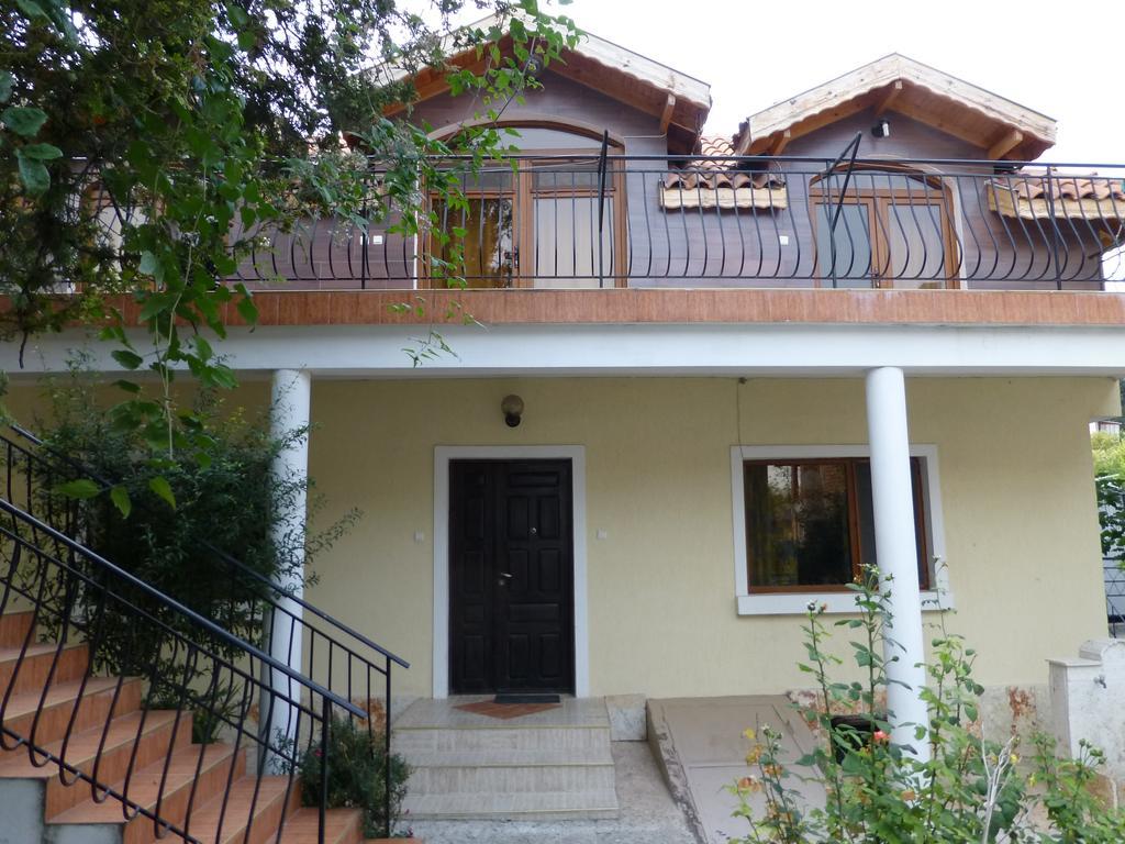 Guest House Yoanna Balchik Exterior photo