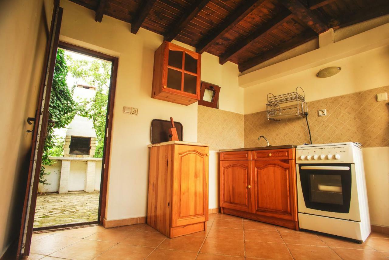 Guest House Yoanna Balchik Exterior photo