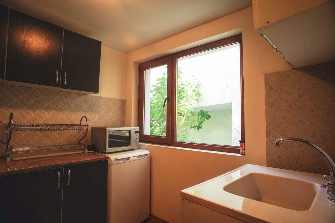 Guest House Yoanna Balchik Exterior photo